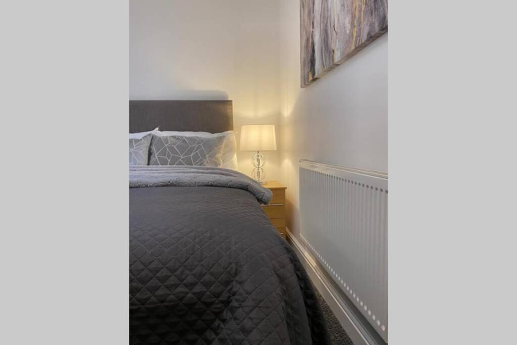 Alicia Newport By Mia Living 2 Bedroom Apartment With Dedicated Parking Εξωτερικό φωτογραφία