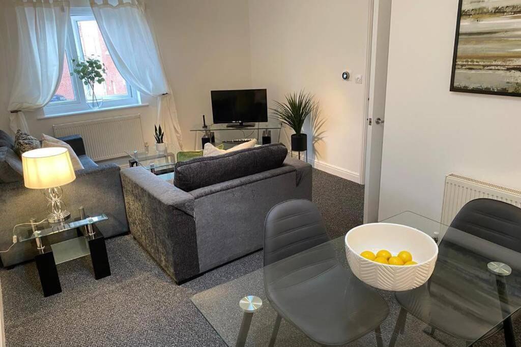 Alicia Newport By Mia Living 2 Bedroom Apartment With Dedicated Parking Εξωτερικό φωτογραφία